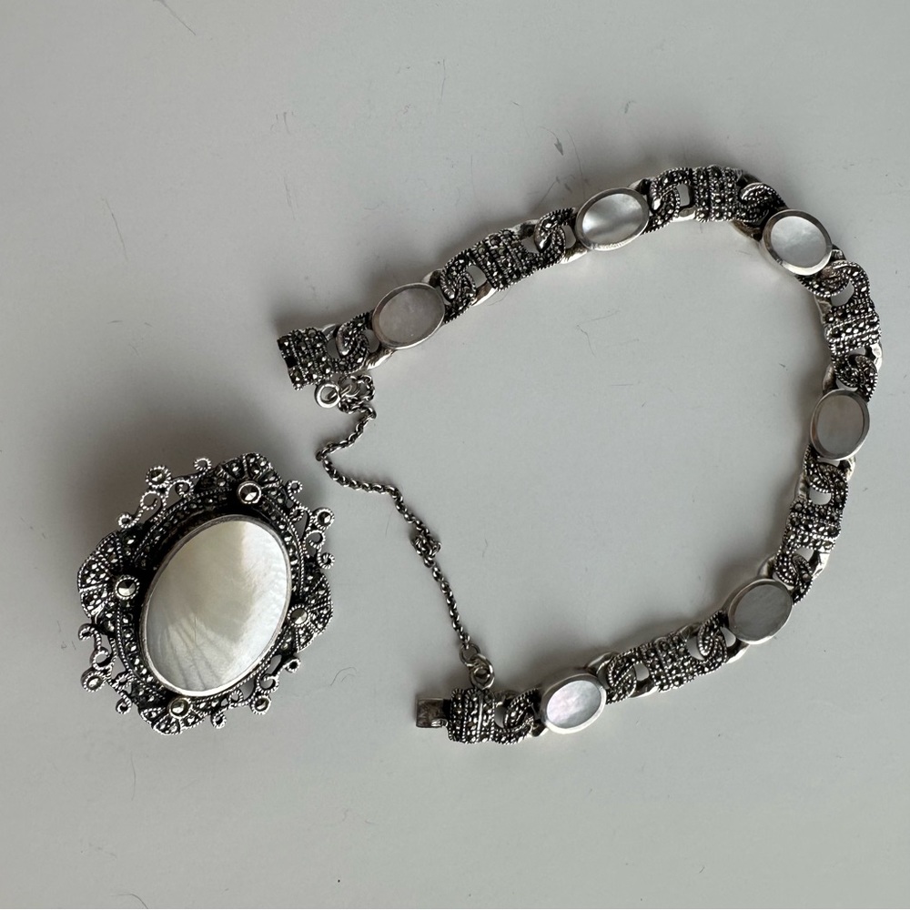 925 Mother of pearl Bracelet & Brooch Set